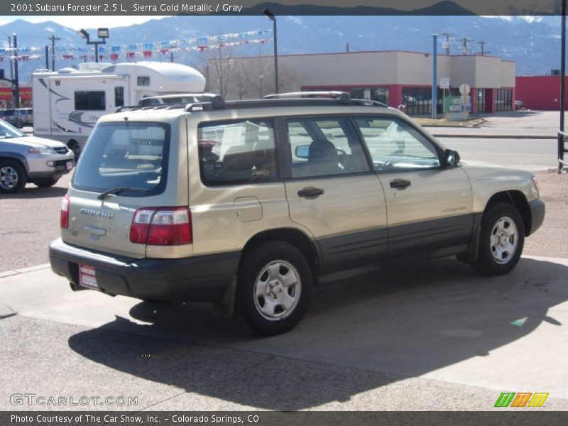 Sierra Gold Metallic / Gray 2001 Subaru Forester 2.5 L