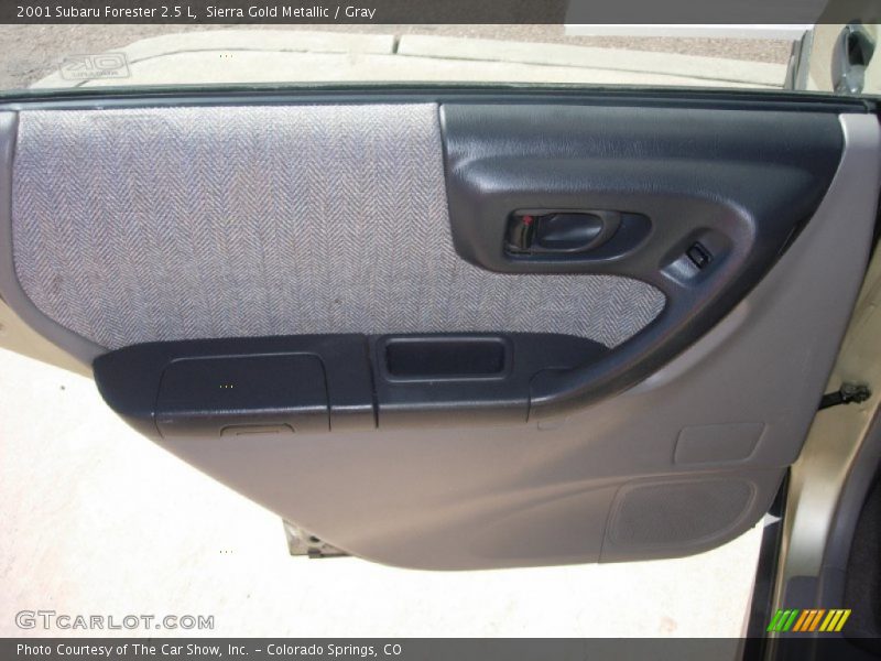 Sierra Gold Metallic / Gray 2001 Subaru Forester 2.5 L