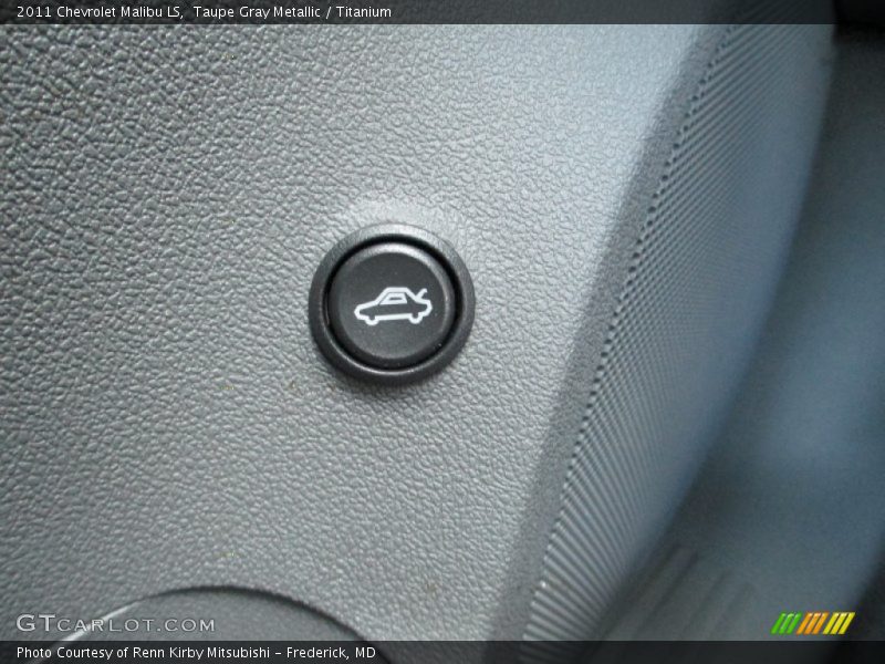 Taupe Gray Metallic / Titanium 2011 Chevrolet Malibu LS