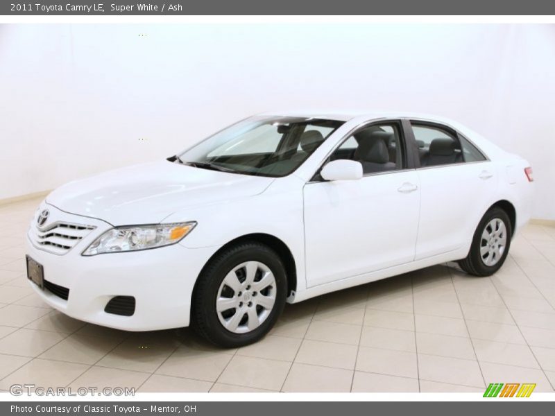 Super White / Ash 2011 Toyota Camry LE