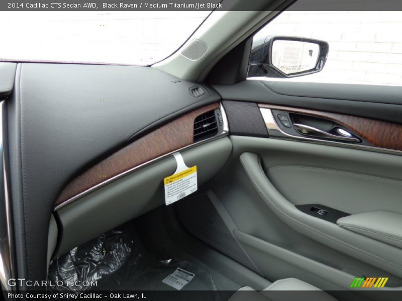 Dashboard of 2014 CTS Sedan AWD