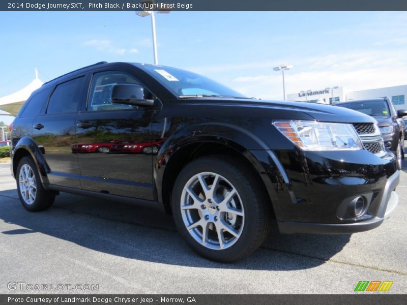 Front 3/4 View of 2014 Journey SXT