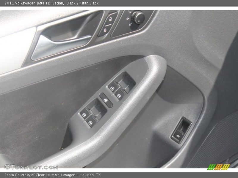 Black / Titan Black 2011 Volkswagen Jetta TDI Sedan