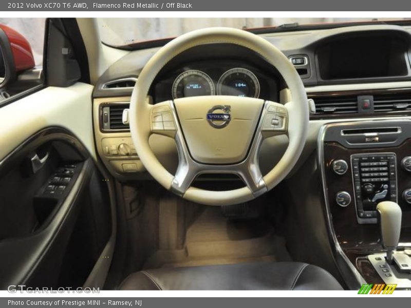  2012 XC70 T6 AWD Steering Wheel