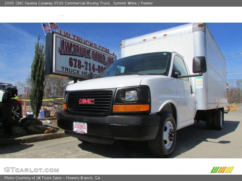 Summit White / Pewter 2005 GMC Savana Cutaway 3500 Commercial Moving Truck