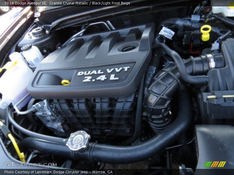 Granite Crystal Metallic / Black/Light Frost Beige 2014 Dodge Avenger SE