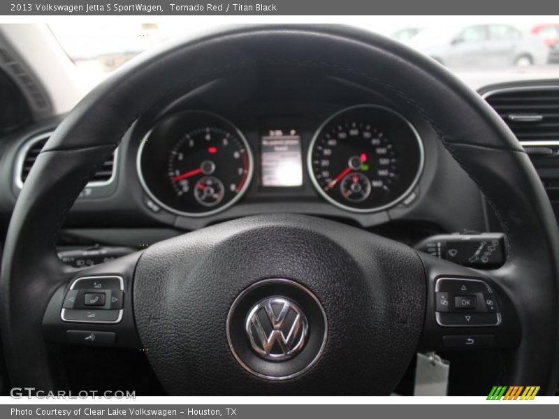 Tornado Red / Titan Black 2013 Volkswagen Jetta S SportWagen