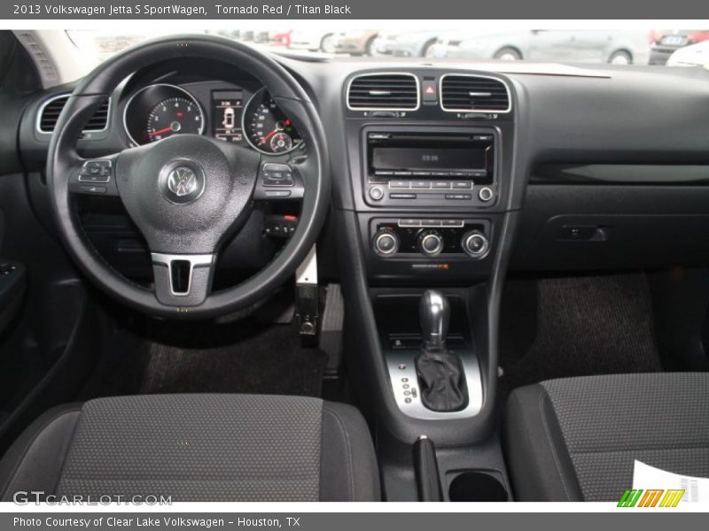 Tornado Red / Titan Black 2013 Volkswagen Jetta S SportWagen