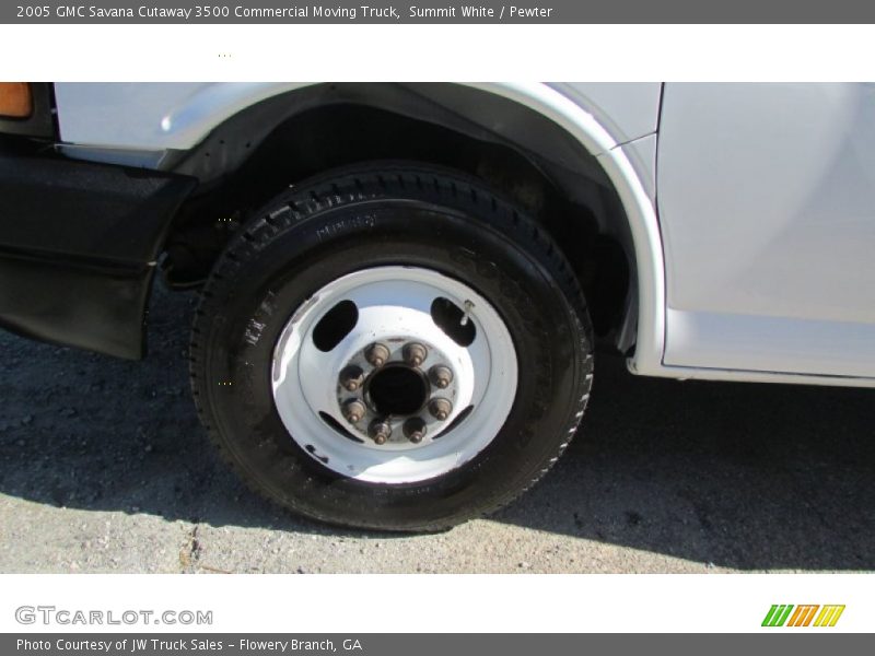 Summit White / Pewter 2005 GMC Savana Cutaway 3500 Commercial Moving Truck