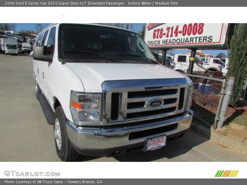 Oxford White / Medium Flint 2009 Ford E Series Van E350 Super Duty XLT Extended Passenger