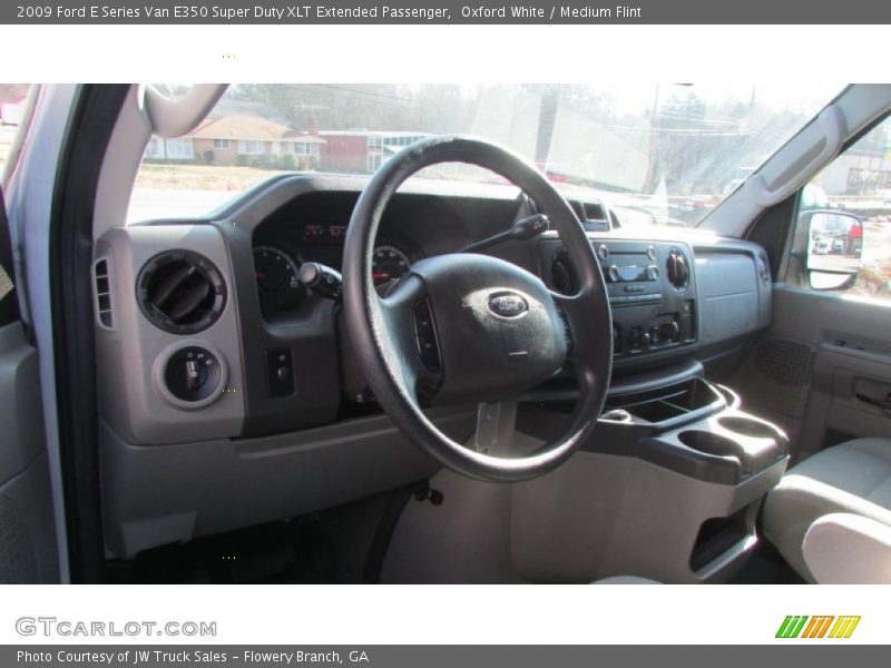 Oxford White / Medium Flint 2009 Ford E Series Van E350 Super Duty XLT Extended Passenger