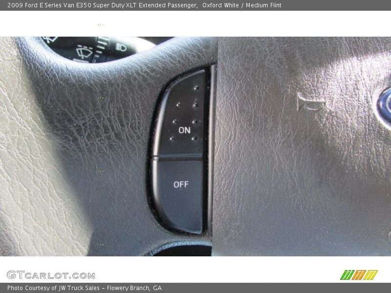 Oxford White / Medium Flint 2009 Ford E Series Van E350 Super Duty XLT Extended Passenger