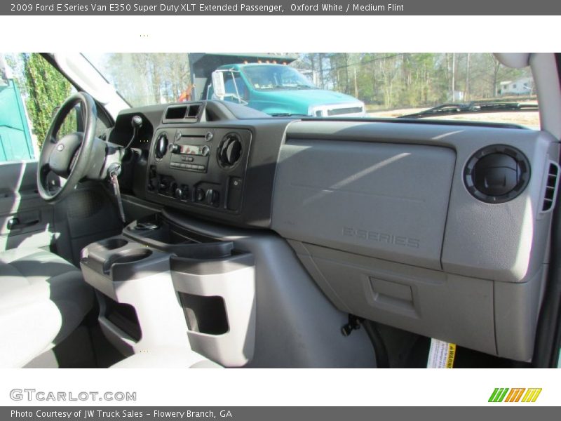 Oxford White / Medium Flint 2009 Ford E Series Van E350 Super Duty XLT Extended Passenger