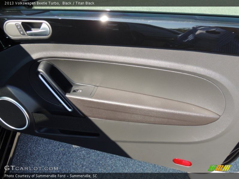 Black / Titan Black 2013 Volkswagen Beetle Turbo
