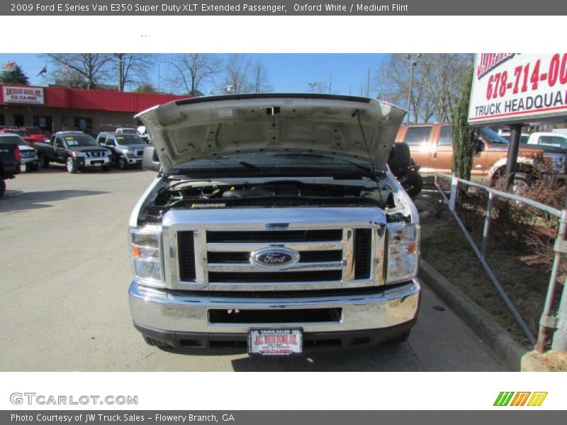 Oxford White / Medium Flint 2009 Ford E Series Van E350 Super Duty XLT Extended Passenger