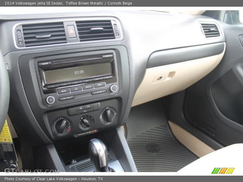 Toffee Brown Metallic / Cornsilk Beige 2014 Volkswagen Jetta SE Sedan