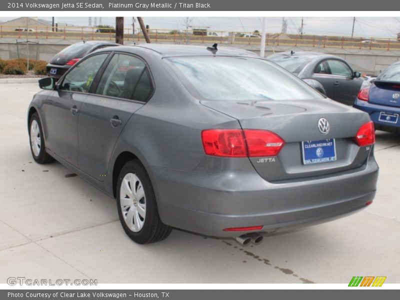 Platinum Gray Metallic / Titan Black 2014 Volkswagen Jetta SE Sedan