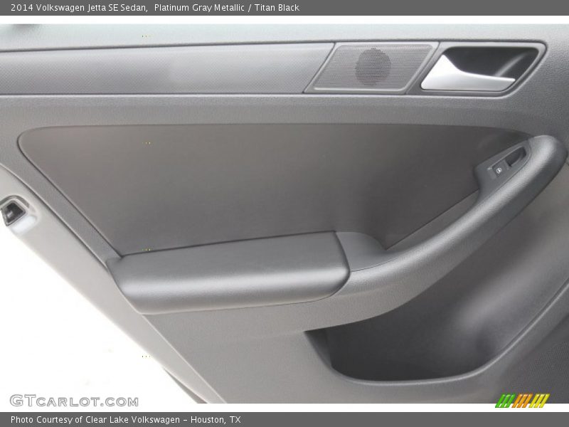 Platinum Gray Metallic / Titan Black 2014 Volkswagen Jetta SE Sedan