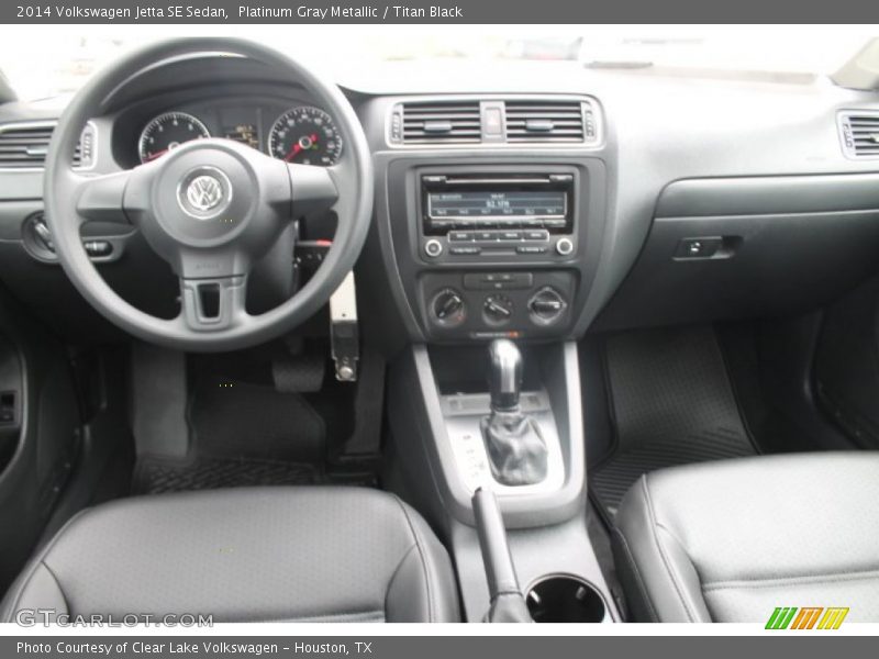 Platinum Gray Metallic / Titan Black 2014 Volkswagen Jetta SE Sedan