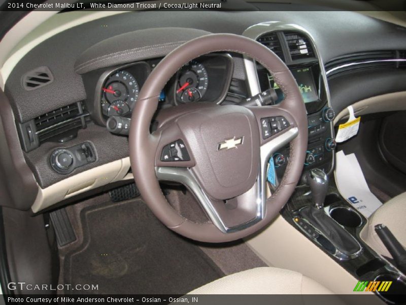 White Diamond Tricoat / Cocoa/Light Neutral 2014 Chevrolet Malibu LT