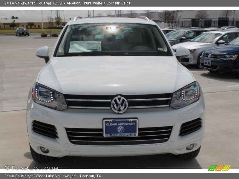 Pure White / Cornsilk Beige 2014 Volkswagen Touareg TDI Lux 4Motion