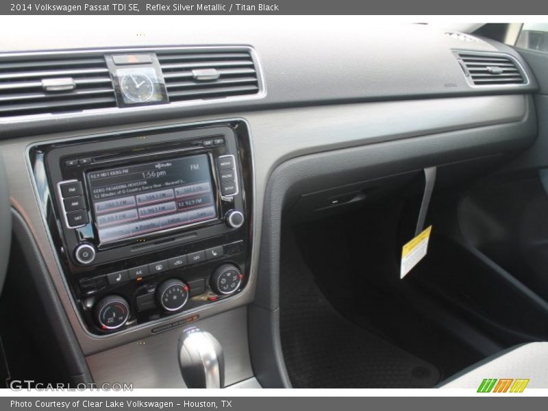 Reflex Silver Metallic / Titan Black 2014 Volkswagen Passat TDI SE