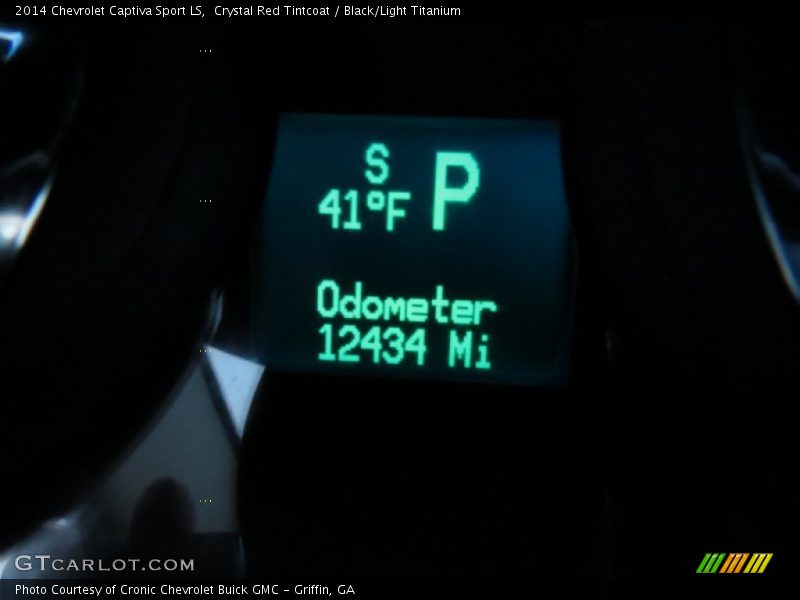 Crystal Red Tintcoat / Black/Light Titanium 2014 Chevrolet Captiva Sport LS