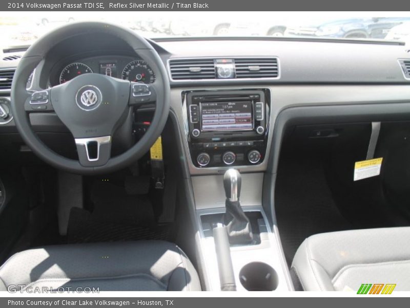 Reflex Silver Metallic / Titan Black 2014 Volkswagen Passat TDI SE