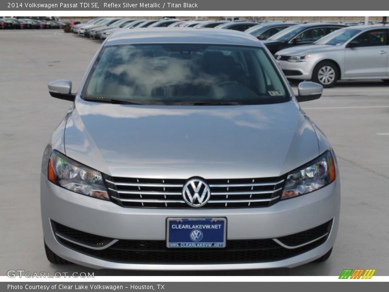 Reflex Silver Metallic / Titan Black 2014 Volkswagen Passat TDI SE