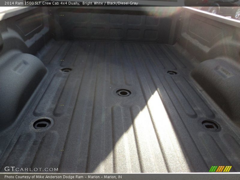 Bright White / Black/Diesel Gray 2014 Ram 3500 SLT Crew Cab 4x4 Dually