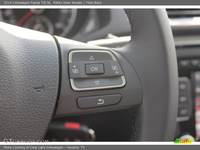 Reflex Silver Metallic / Titan Black 2014 Volkswagen Passat TDI SE