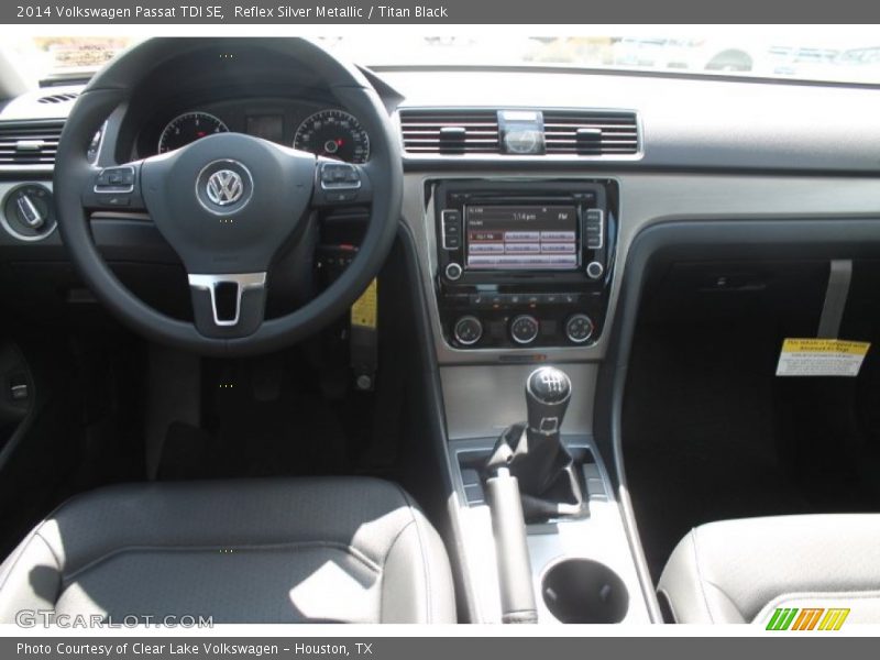 Reflex Silver Metallic / Titan Black 2014 Volkswagen Passat TDI SE