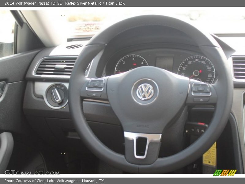 Reflex Silver Metallic / Titan Black 2014 Volkswagen Passat TDI SE