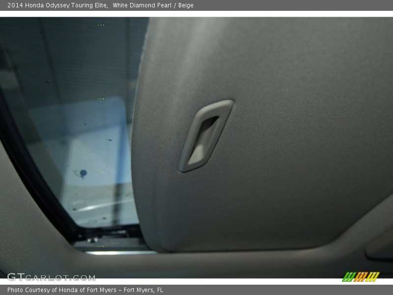 White Diamond Pearl / Beige 2014 Honda Odyssey Touring Elite