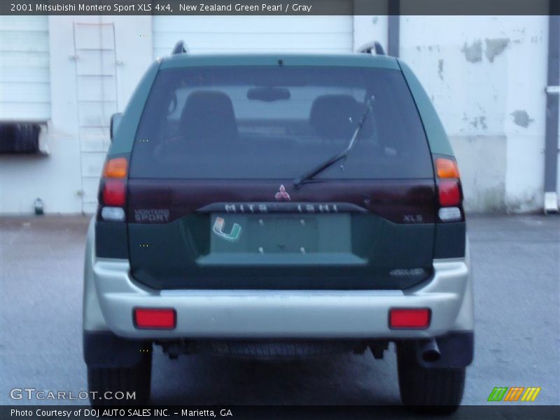 New Zealand Green Pearl / Gray 2001 Mitsubishi Montero Sport XLS 4x4