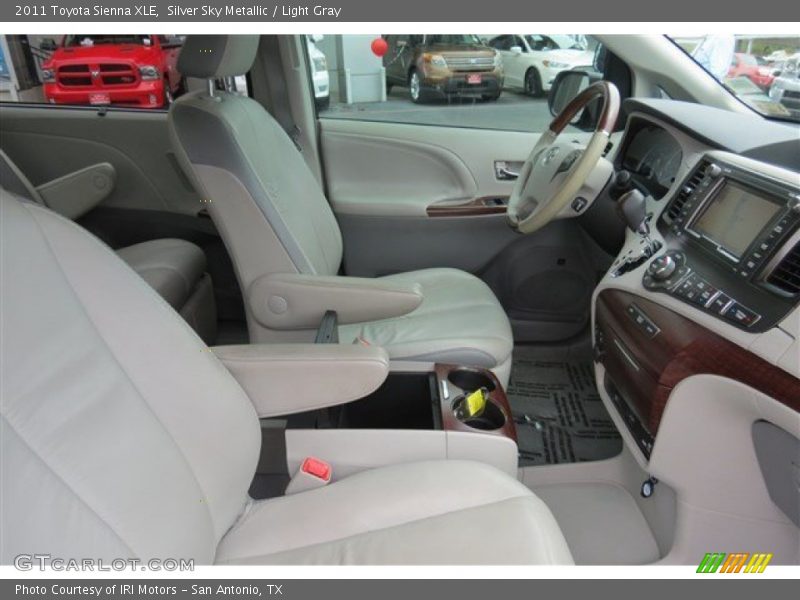 Silver Sky Metallic / Light Gray 2011 Toyota Sienna XLE