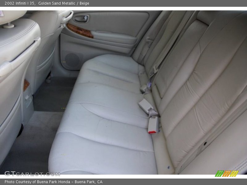 Golden Sand Metallic / Beige 2002 Infiniti I 35