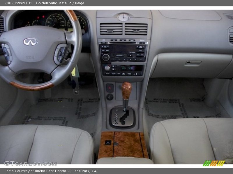 Golden Sand Metallic / Beige 2002 Infiniti I 35