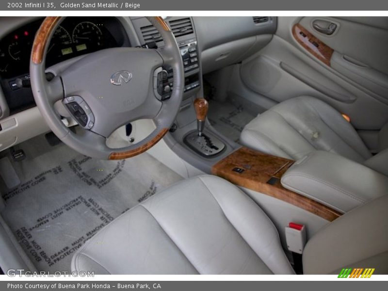 Golden Sand Metallic / Beige 2002 Infiniti I 35