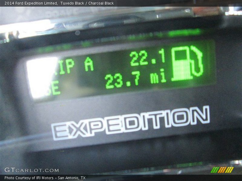 Tuxedo Black / Charcoal Black 2014 Ford Expedition Limited