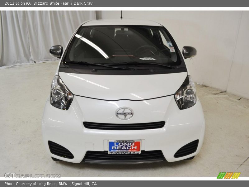 Blizzard White Pearl / Dark Gray 2012 Scion iQ