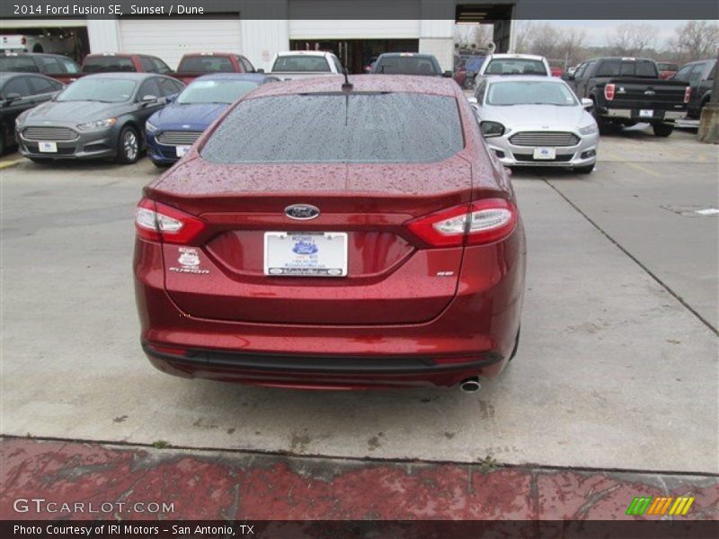 Sunset / Dune 2014 Ford Fusion SE