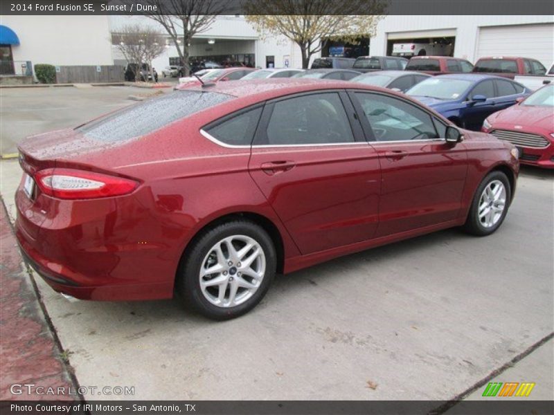 Sunset / Dune 2014 Ford Fusion SE