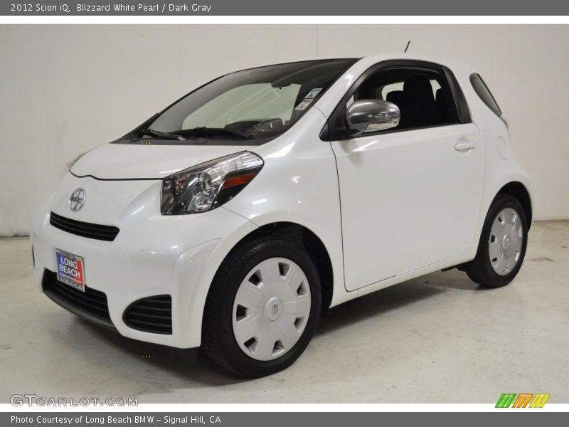 Blizzard White Pearl / Dark Gray 2012 Scion iQ