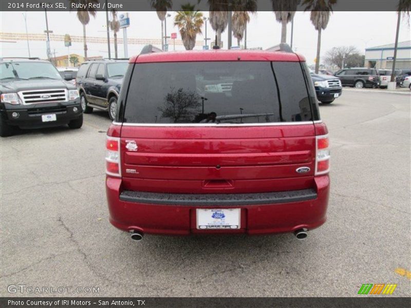 Ruby Red / Dune 2014 Ford Flex SEL
