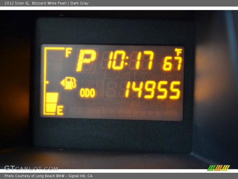 Blizzard White Pearl / Dark Gray 2012 Scion iQ