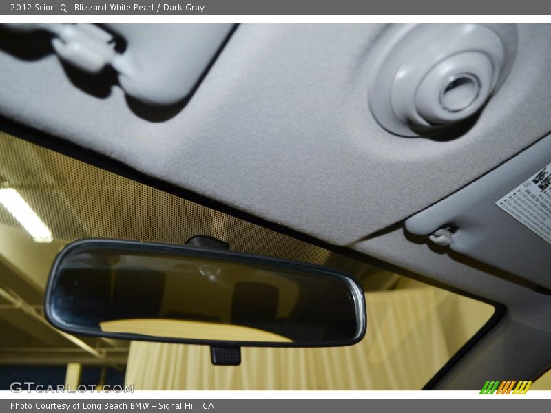 Blizzard White Pearl / Dark Gray 2012 Scion iQ