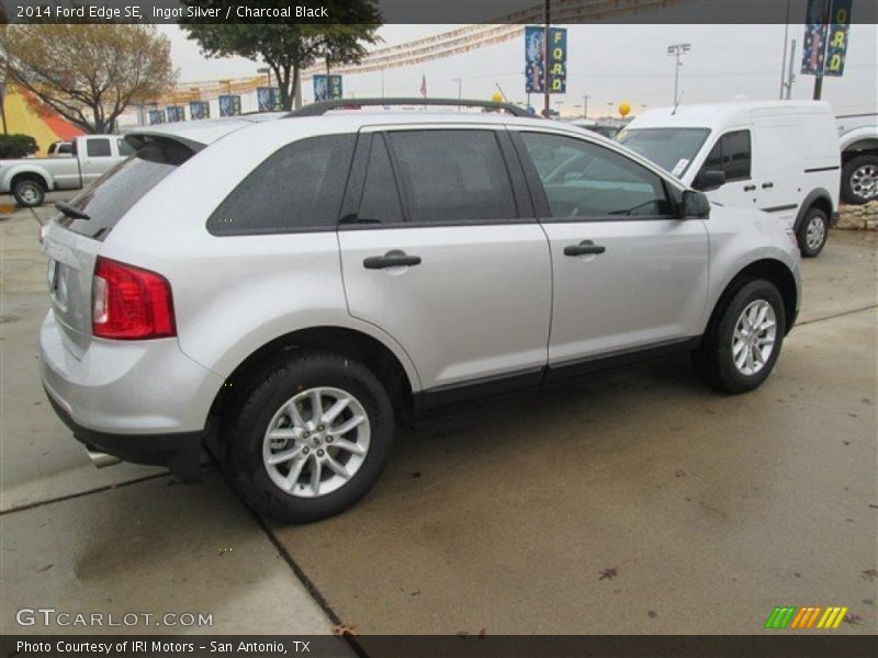 Ingot Silver / Charcoal Black 2014 Ford Edge SE