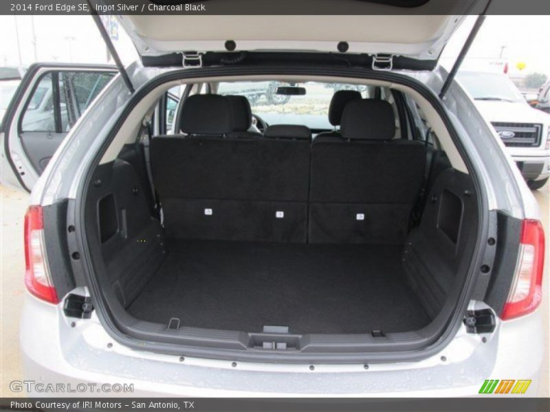 Ingot Silver / Charcoal Black 2014 Ford Edge SE