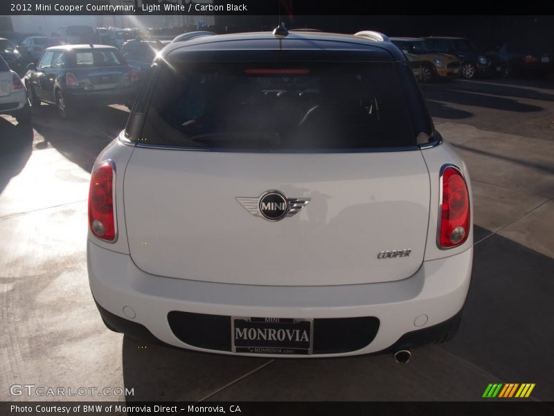 Light White / Carbon Black 2012 Mini Cooper Countryman